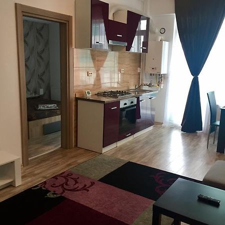 마마이아 Apartament Otto Summerland 아파트 외부 사진